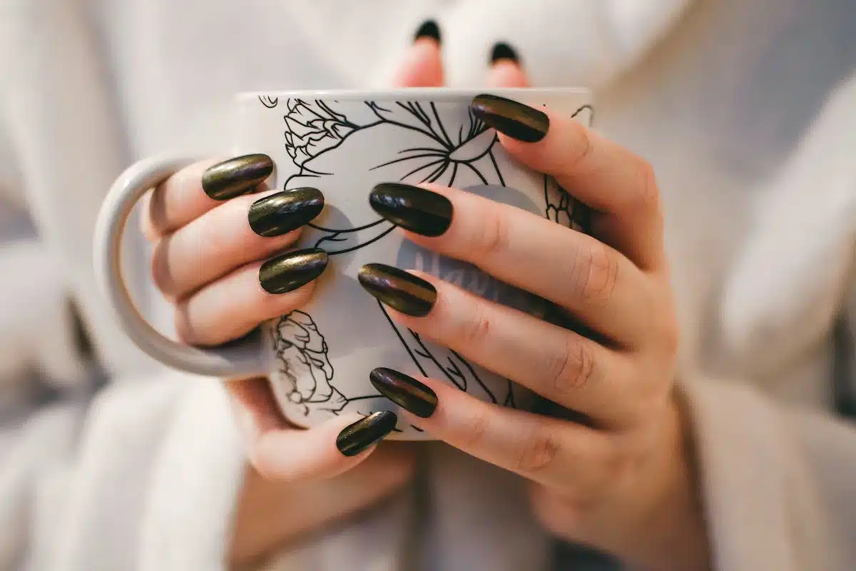 Vernis à ongles pour cet automne : découvrez les couleurs tendance à adopter